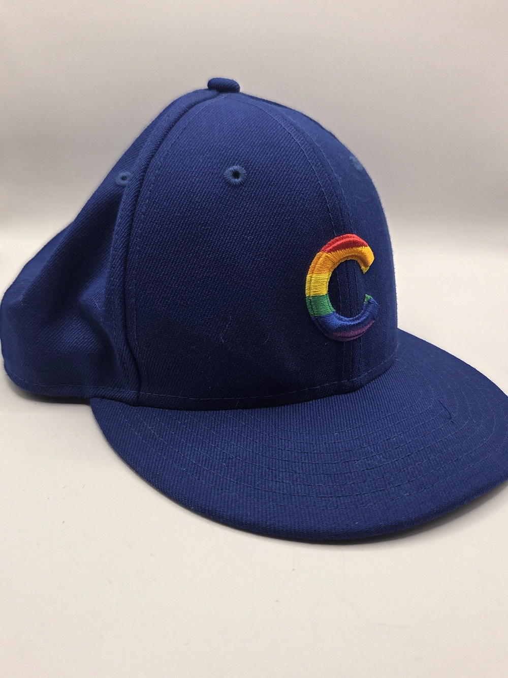Chicago Cubs rainbow Pride cap